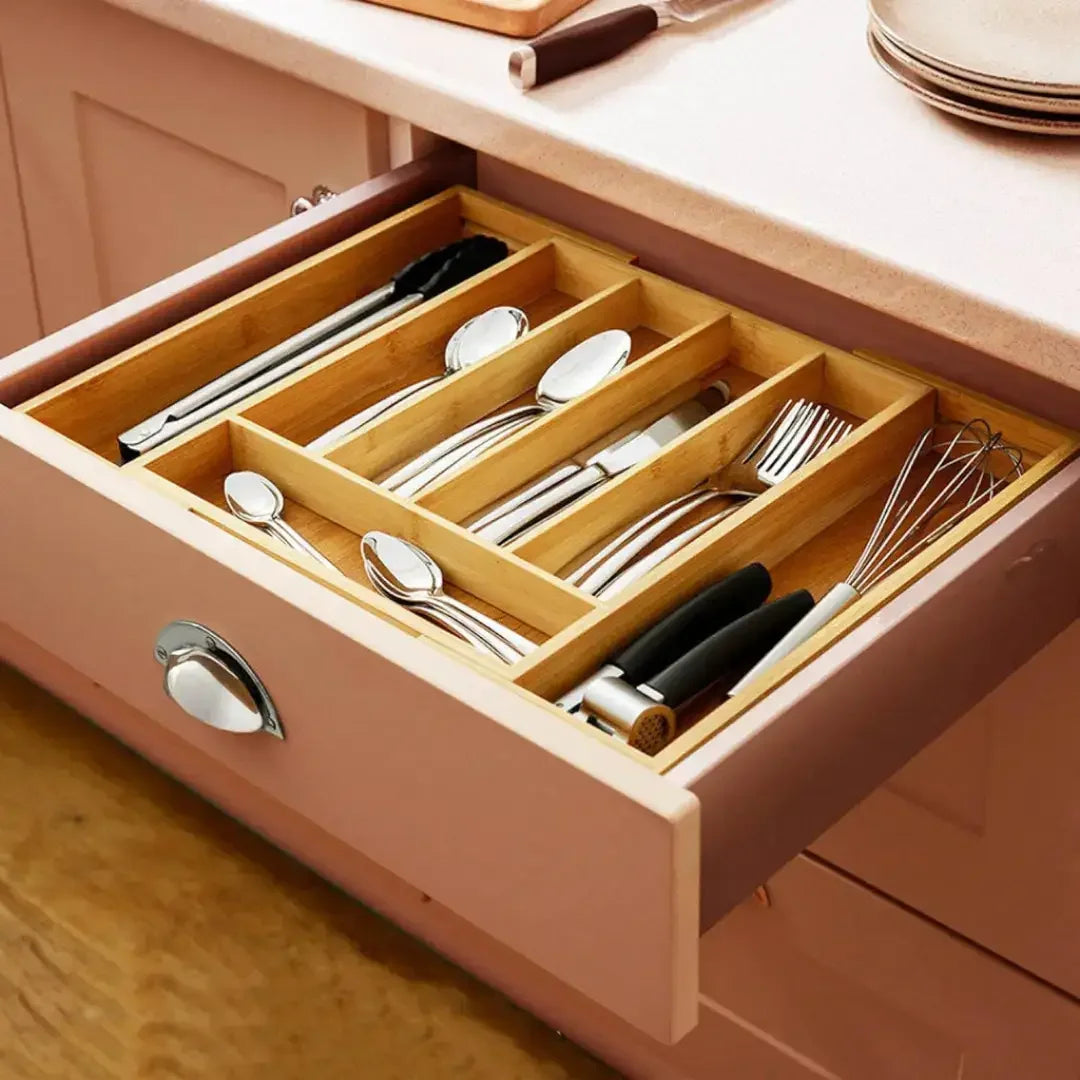 Extendable Bamboo Cutlery Holder
